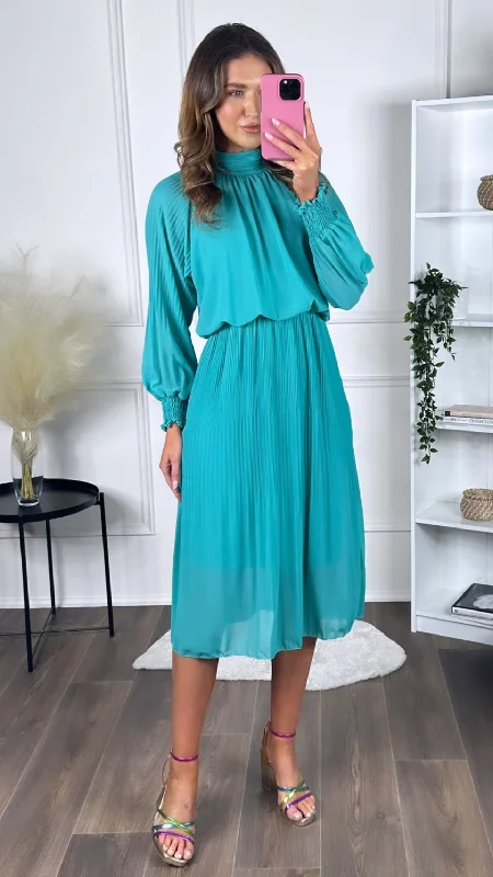 Elin Light Green High Neck Pleated Skirt Midi Dress