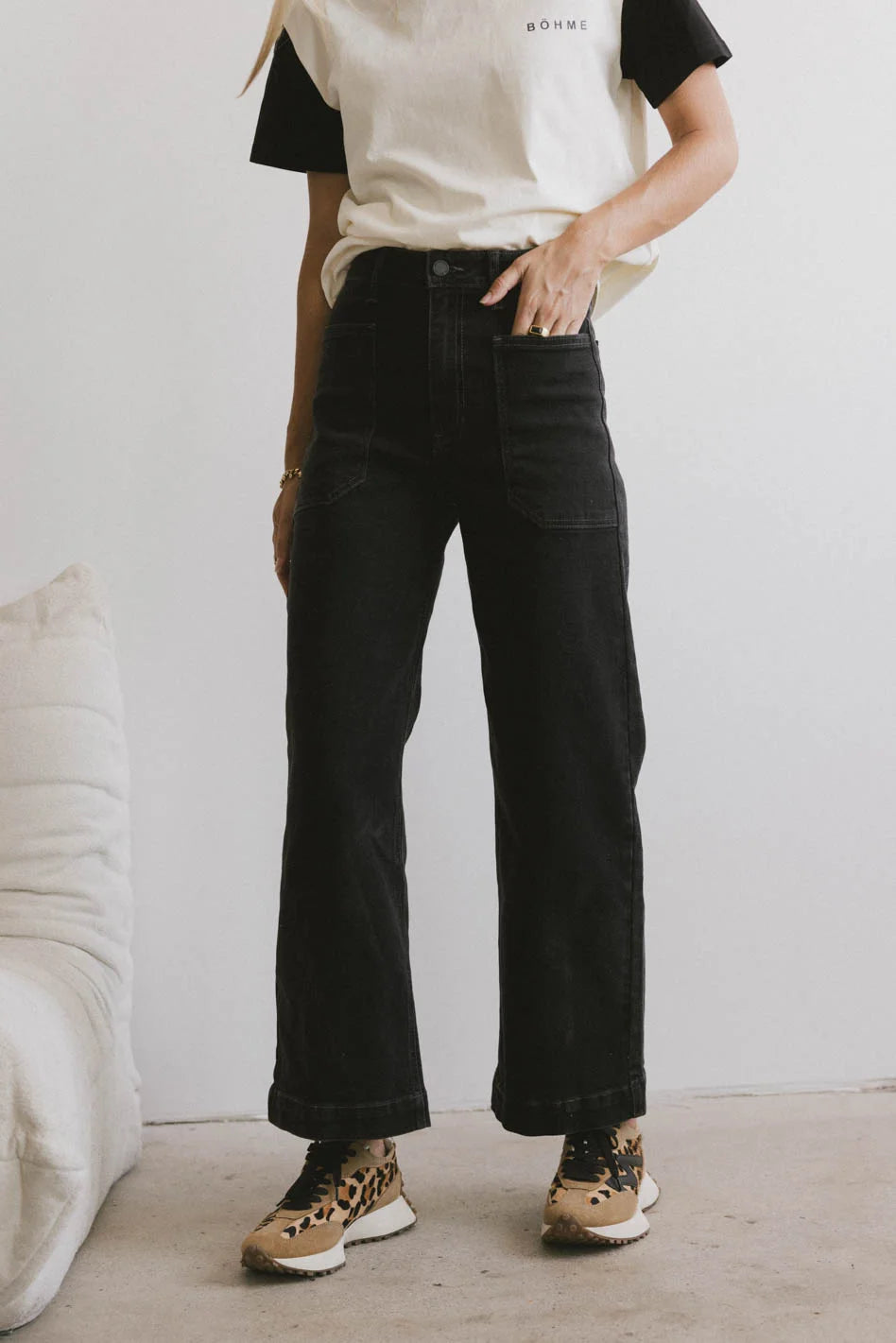 Leila Wide Leg Jeans in Black